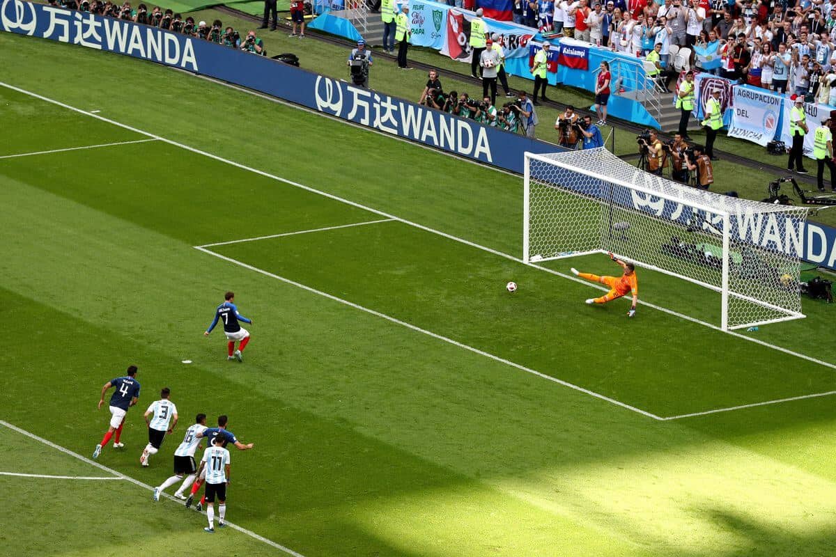 Chiến thuật và tâm lý khi đối mặt với penalty